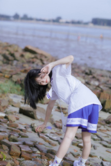 宝宝对准它自己慢慢动